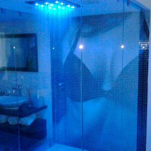 Glass mosaic hd bathroom03_7