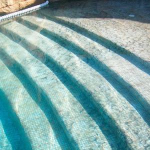 Glass mosaic hd pools01_01