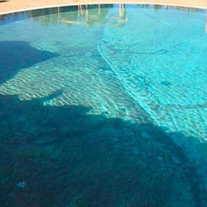Glass mosaic hd pools01_10