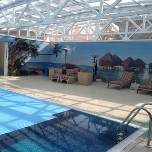 Glass mosaic hd pools04_3